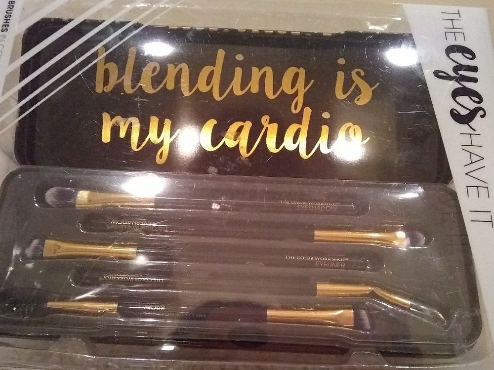 New The eyes have it Color Workshop Eye Brush Set